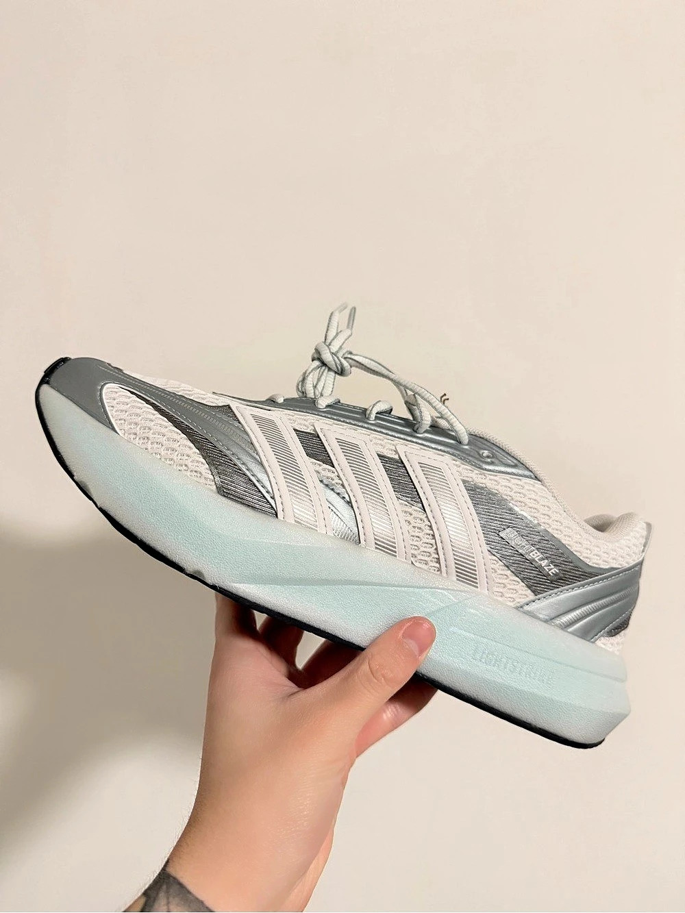 adidas Lightblaze Glow Women’s Running Shoes US 10